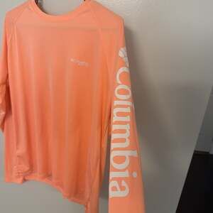 Columbia PFG Terminal Tackle Long Sleeve Shirt in Bright Nectar